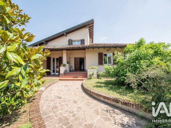 casa indipendente in vendita a San Martino dall'Argine