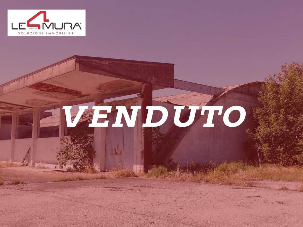 locale commerciale in vendita a Schivenoglia