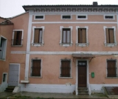 esavano in vendita a Schivenoglia
