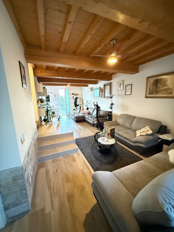 casa indipendente in vendita a Schivenoglia