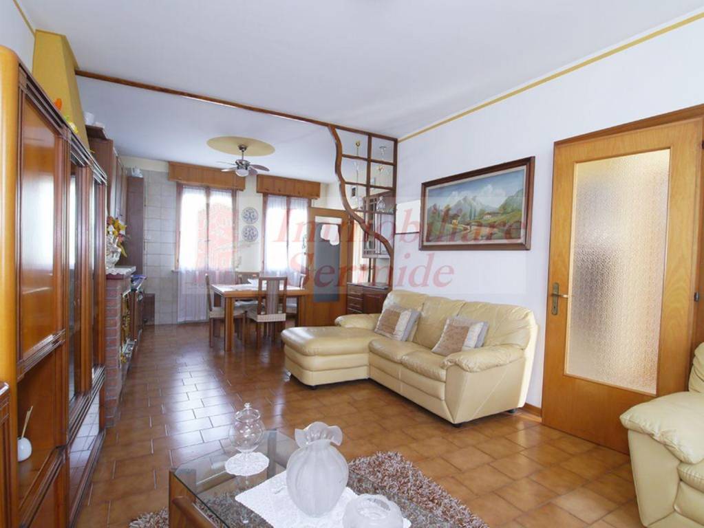 casa indipendente in vendita a Sermide e Felonica