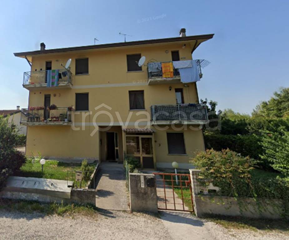 appartamento in vendita a Sermide e Felonica in zona Sermide