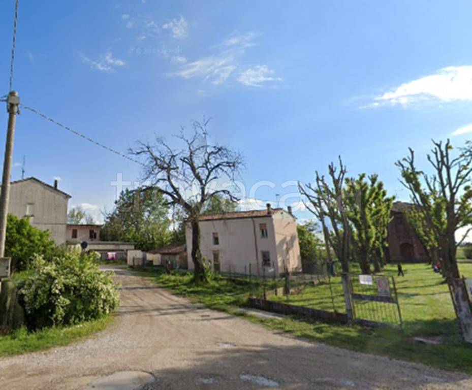casa indipendente in vendita a Sermide e Felonica in zona Santa Croce