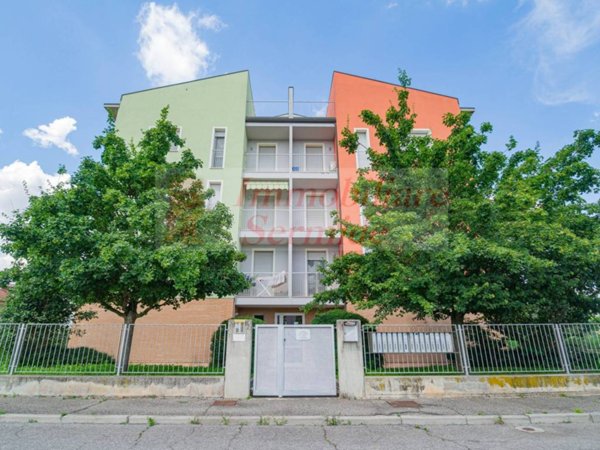 appartamento in vendita a Sermide e Felonica in zona Sermide