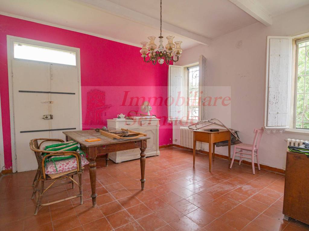 casa indipendente in vendita a Sermide e Felonica in zona Sermide