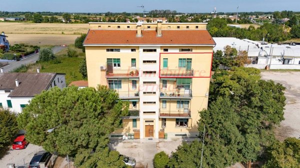 appartamento in vendita a Sermide e Felonica in zona Sermide