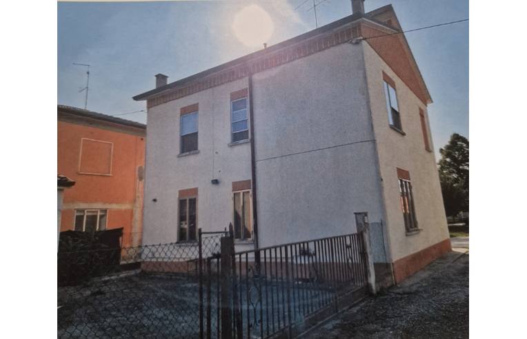 casa indipendente in vendita a Sermide e Felonica