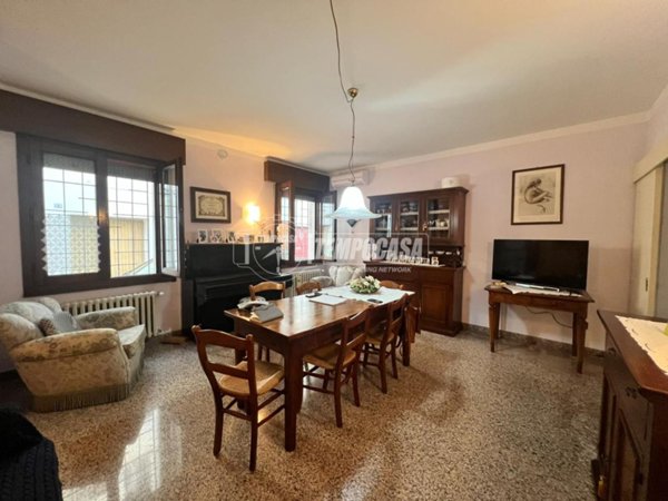 appartamento in vendita a Sermide e Felonica in zona Sermide