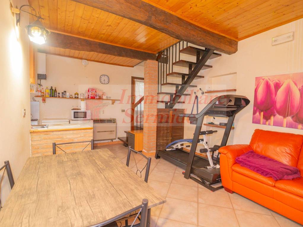 casa indipendente in vendita a Sermide e Felonica in zona Moglia