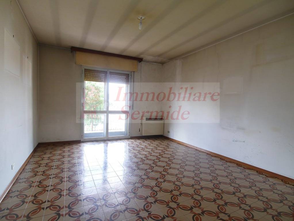 appartamento in vendita a Sermide e Felonica in zona Sermide