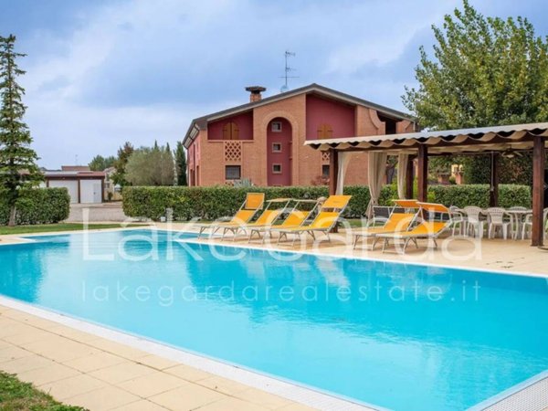 casa indipendente in vendita a Sermide e Felonica