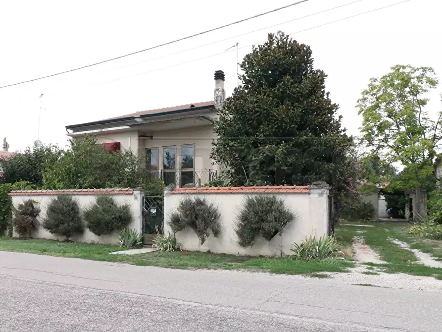 casa indipendente in vendita a Sermide e Felonica in zona Sermide