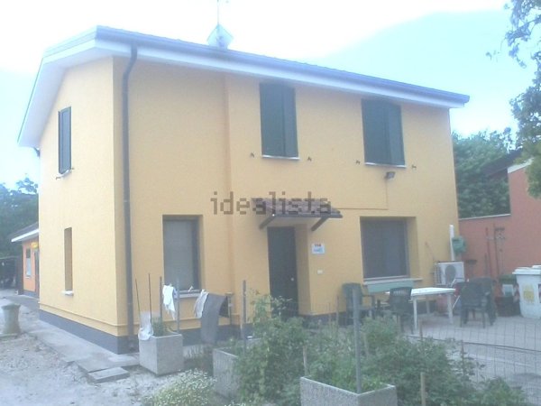 casa indipendente in vendita a Sermide e Felonica