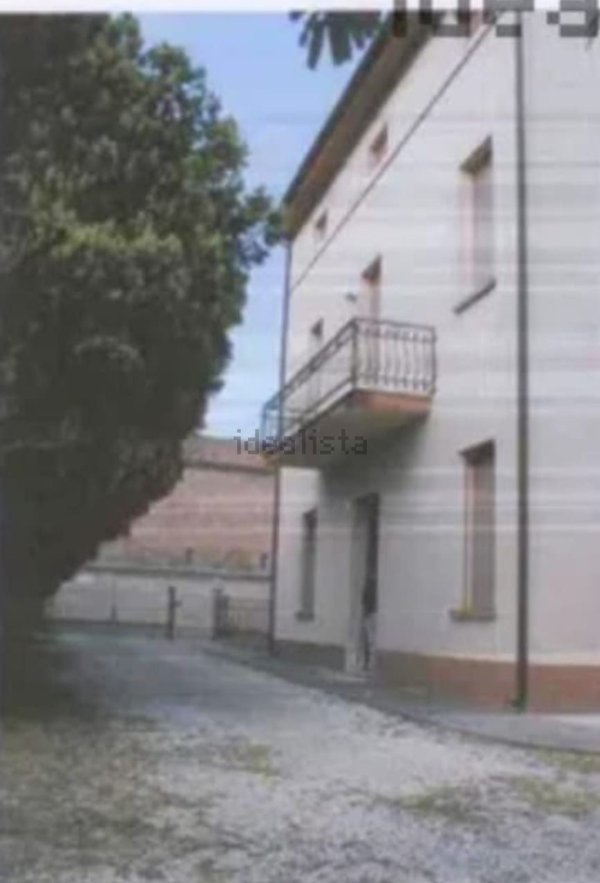 casa indipendente in vendita a Sermide e Felonica in zona Sermide