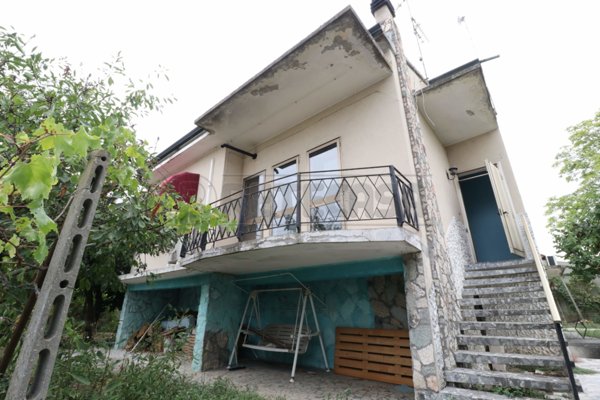 casa indipendente in vendita a Sermide e Felonica in zona Felonica