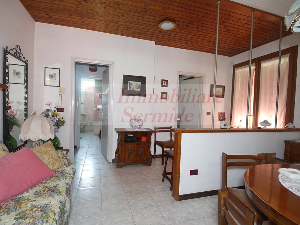 casa indipendente in vendita a Sermide e Felonica in zona Sermide