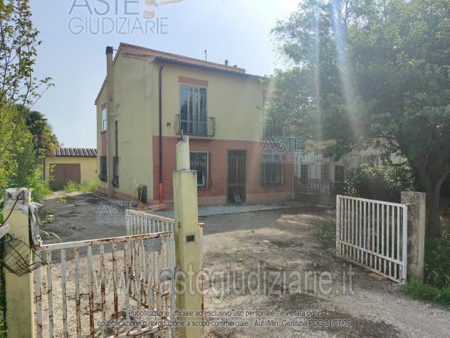 terreno edificabile in vendita a Sermide e Felonica in zona Felonica