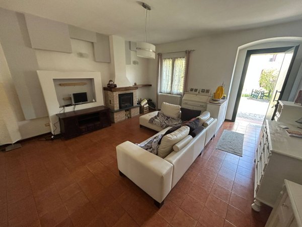 casa indipendente in vendita a Sermide e Felonica