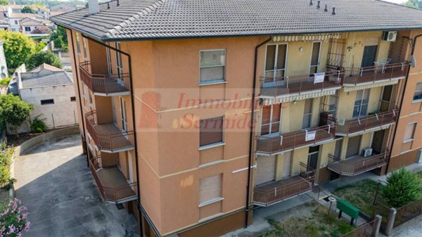 appartamento in vendita a Sermide e Felonica in zona Sermide