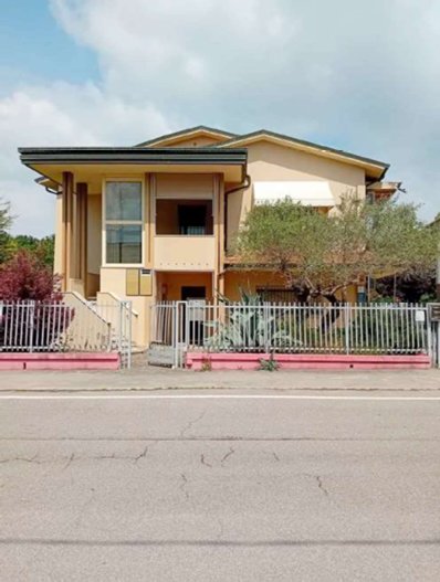 casa indipendente in vendita a Sermide e Felonica in zona Sermide