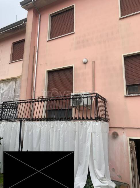 casa indipendente in vendita a Sermide e Felonica