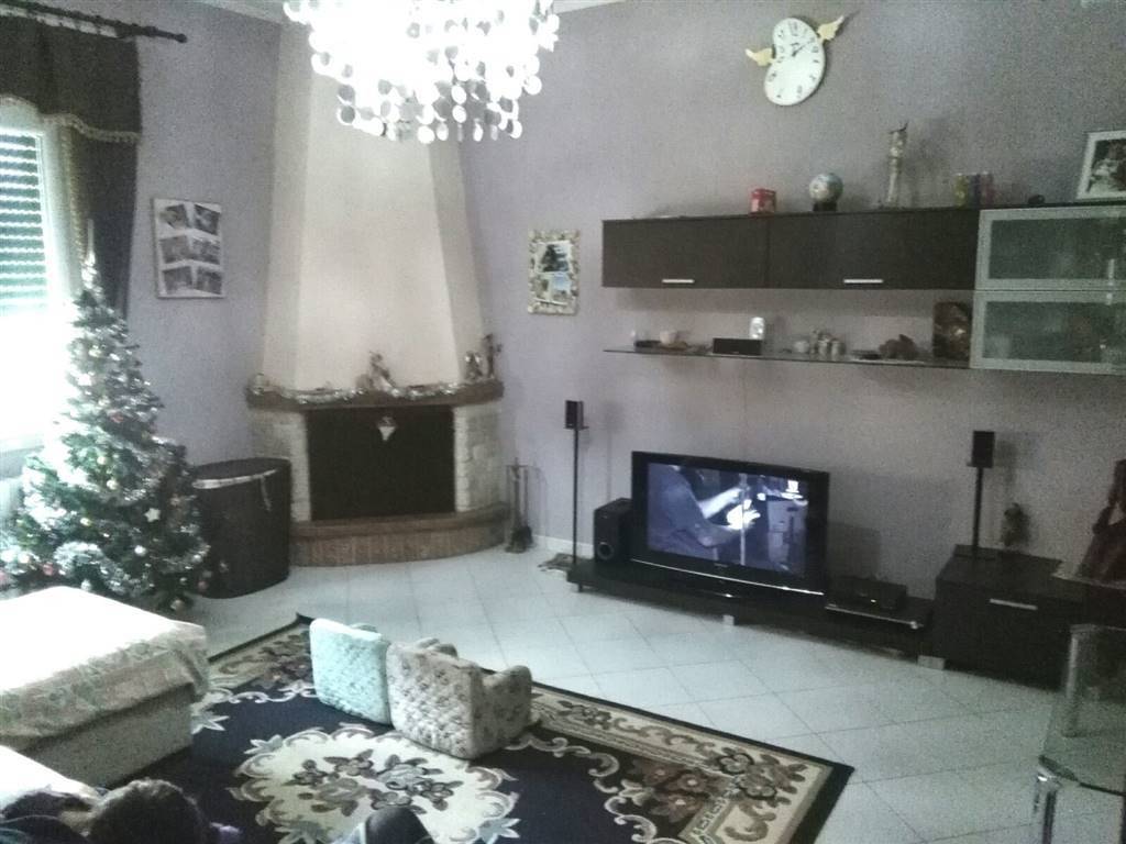 appartamento in vendita a Sermide e Felonica in zona Sermide