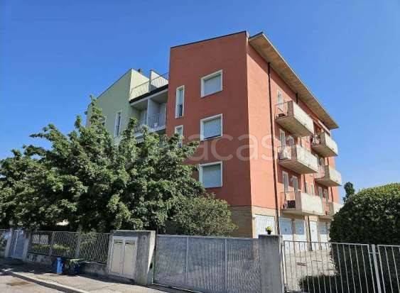 appartamento in vendita a Sermide e Felonica