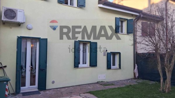 casa indipendente in vendita a Sermide e Felonica
