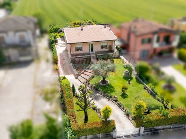 casa indipendente in vendita a Sermide e Felonica