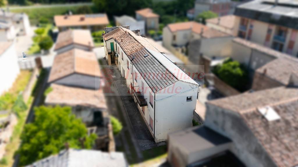casa indipendente in vendita a Sermide e Felonica in zona Sermide
