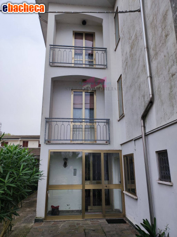 appartamento in vendita a Serravalle a Po