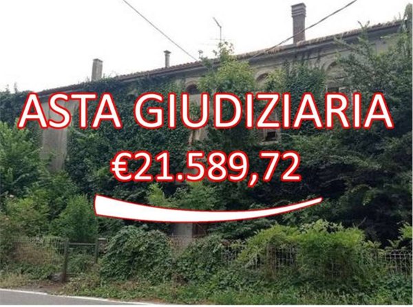 appartamento in vendita a Serravalle a Po in zona Cardinala