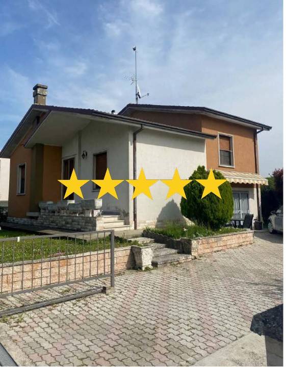 casa indipendente in vendita a Serravalle a Po