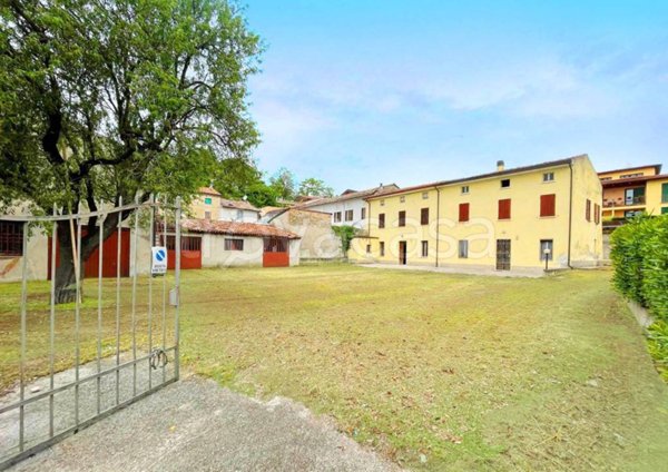 villa in vendita a Solferino