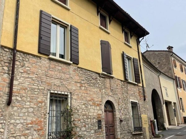 casa indipendente in vendita a Solferino