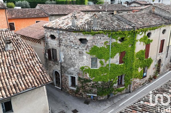 casa indipendente in vendita a Solferino