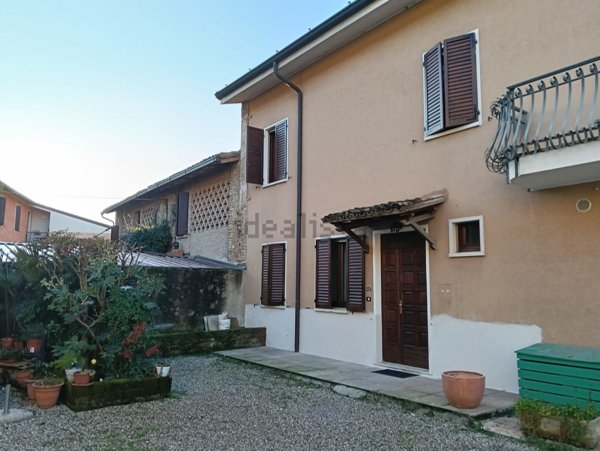 casa indipendente in vendita a Solferino