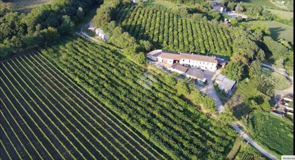 locale di sgombero in vendita a Solferino