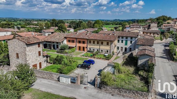casa indipendente in vendita a Solferino