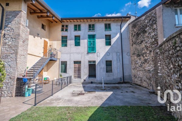 appartamento in vendita a Solferino in zona Barche