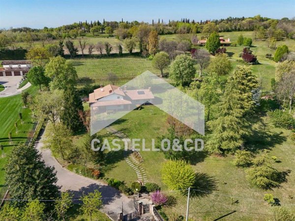 casa indipendente in vendita a Solferino