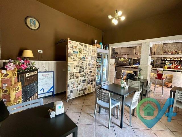 negozio in vendita a Solferino