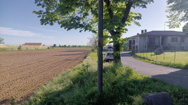 terreno edificabile in vendita a Solferino