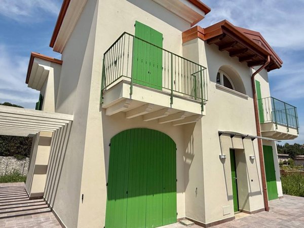 casa indipendente in vendita a Solferino