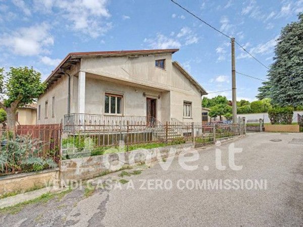 casa indipendente in vendita a Solferino
