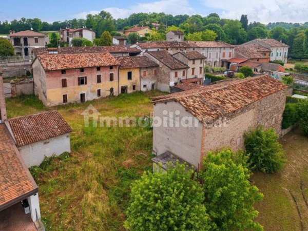 casa indipendente in vendita a Solferino
