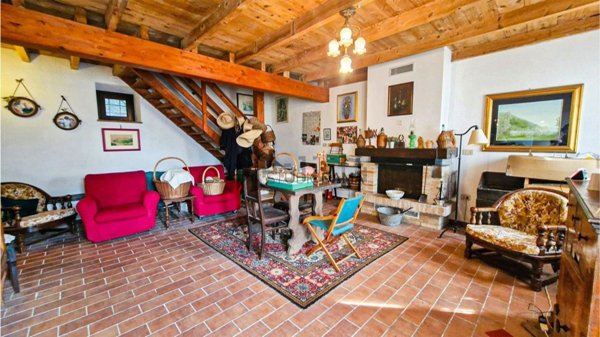 casa indipendente in vendita a Solferino