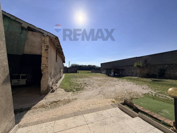 casale in vendita a Solferino