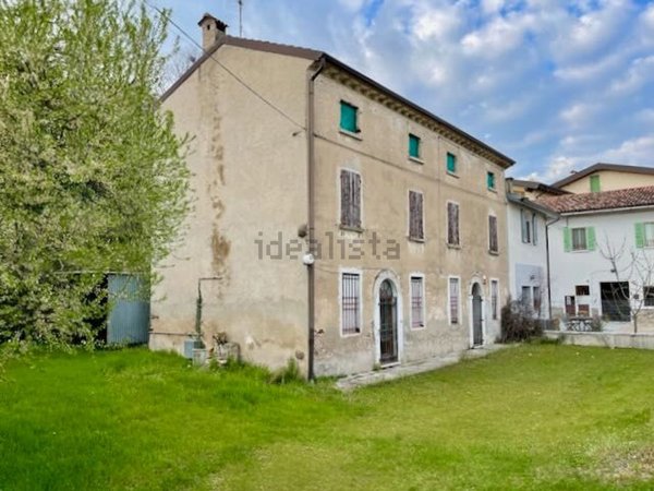 casa indipendente in vendita a Solferino