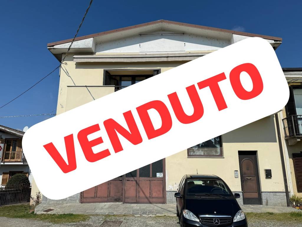 locale commerciale in vendita a San Secondo di Pinerolo